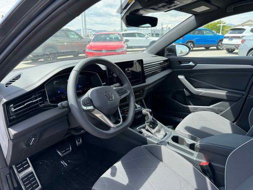 Platinum Gray 2026 Volkswagen Jetta 1.4T S
