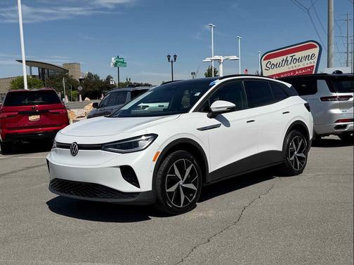 White 2023 Volkswagen ID.4 Pro S