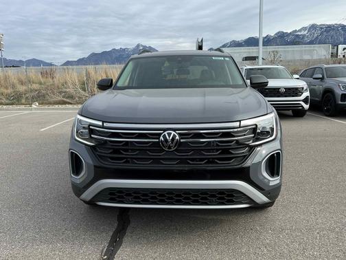 pure gray 2026 Volkswagen Atlas Peak Edition