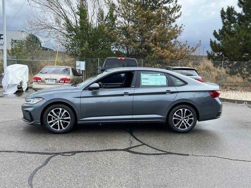 Platinum Gray 2026 Volkswagen Jetta 1.4T S