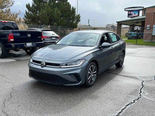 Platinum Gray 2026 Volkswagen Jetta 1.4T S