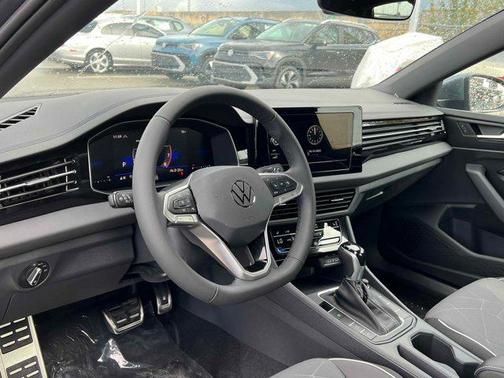 Platinum Gray 2026 Volkswagen Jetta 1.4T S