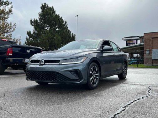 Platinum Gray 2026 Volkswagen Jetta 1.4T S