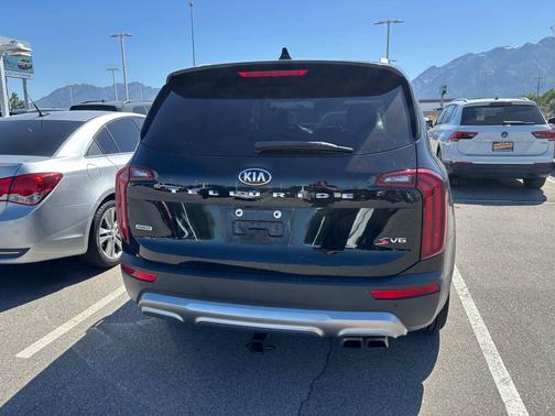 Ebony Black 2021 Kia Telluride S