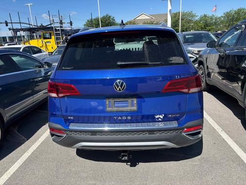 Blue 2022 Volkswagen Taos 1.5T SE