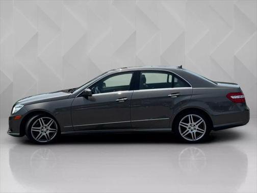 2010 Mercedes-Benz E-Class E 350 4MATIC Sedan 4D