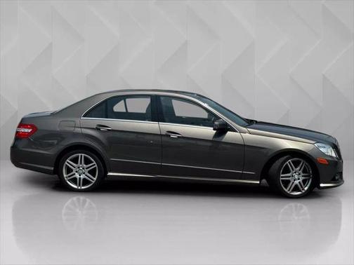 2010 Mercedes-Benz E-Class E 350 4MATIC Sedan 4D