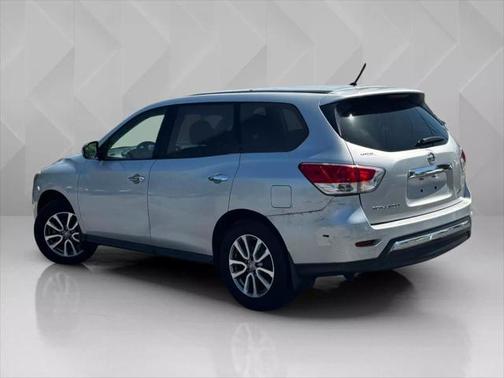 2015 Nissan Pathfinder S