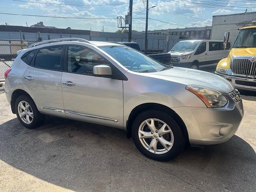 2011 Nissan Rogue SV