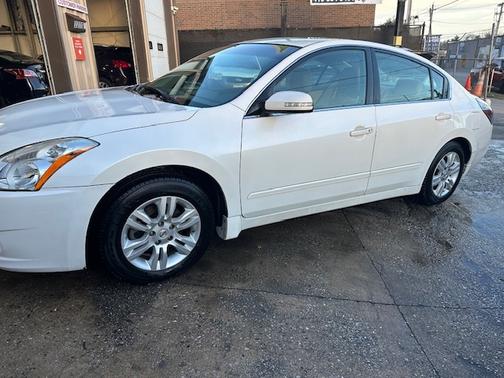 2010 Nissan Altima 2.5 S