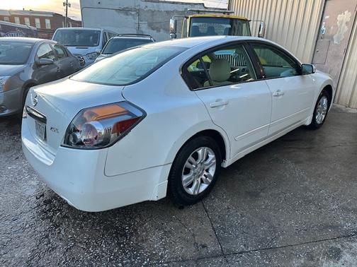 2010 Nissan Altima 2.5 S