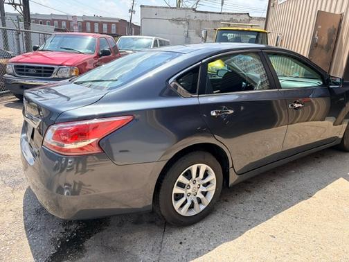Gray 2013 Nissan Altima 2.5 S