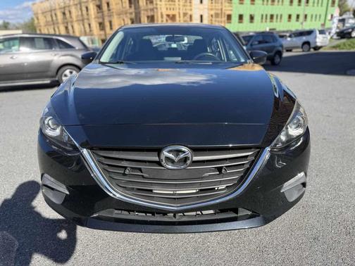 2015 Mazda Mazda3 i Sport