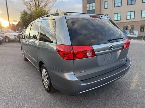 2009 Toyota Sienna CE