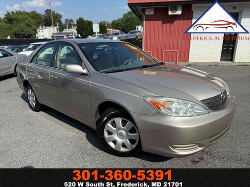 2004 Toyota Camry LE