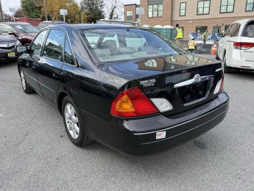 2000 Toyota Avalon XLS