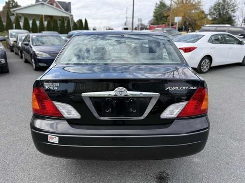 2000 Toyota Avalon XLS