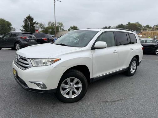 2012 Toyota Highlander Base