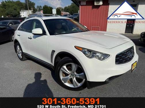 2011 INFINITI FX35 Base