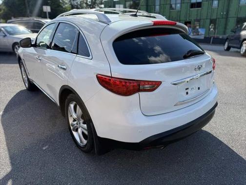 2011 INFINITI FX35 Base