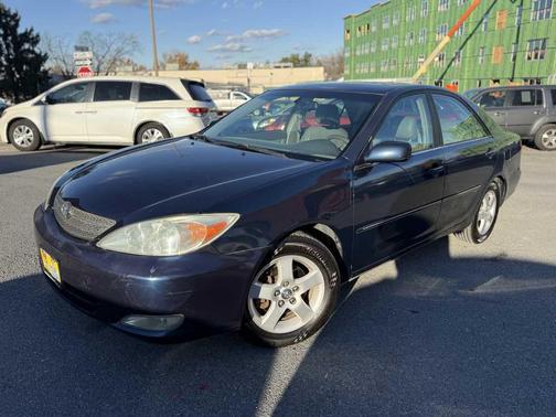 2004 Toyota Camry XLE V6