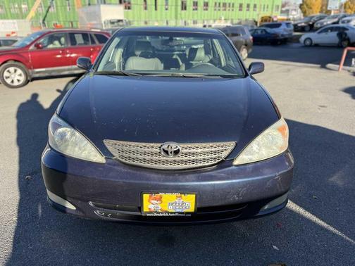 2004 Toyota Camry XLE V6
