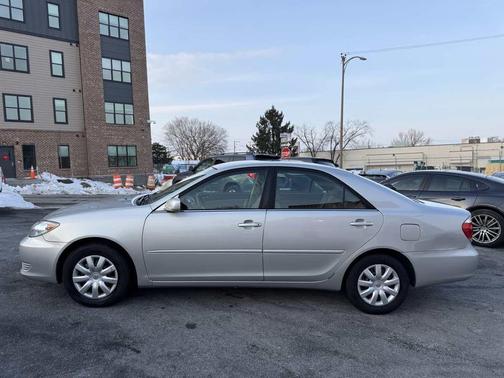 2006 Toyota Camry LE