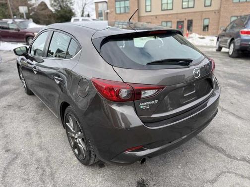 2018 Mazda Mazda3 Touring