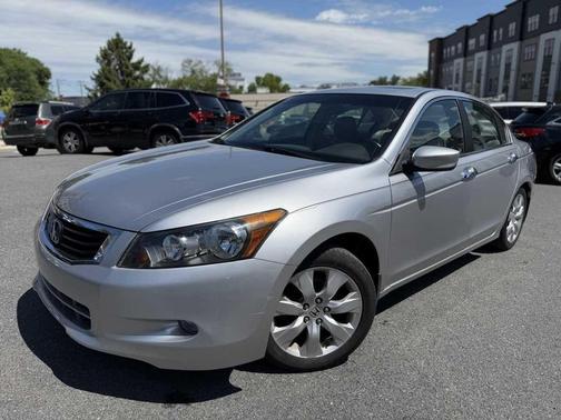 Alabaster Silver Metallic 2009 Honda Accord EX-L
