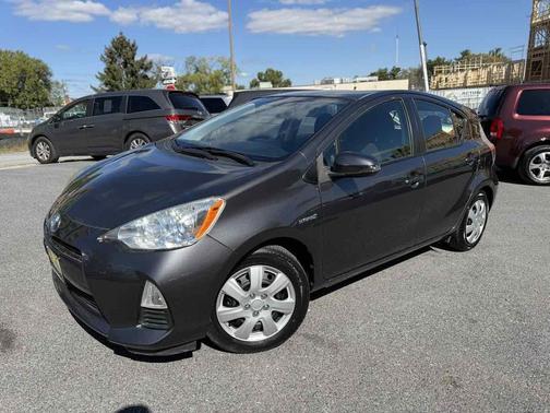 2013 Toyota Prius c Two