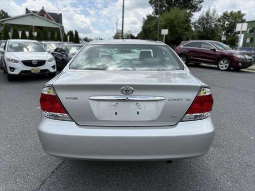 2005 Toyota Camry XLE V6