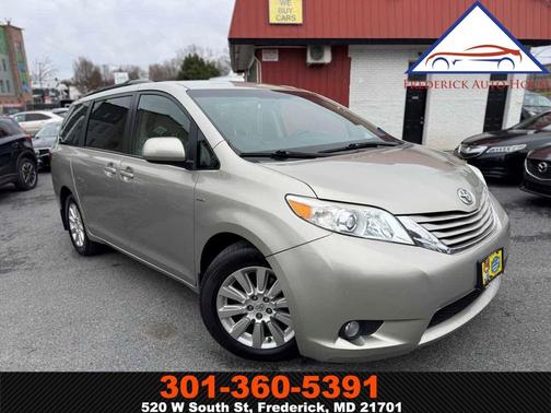 2016 Toyota Sienna LE