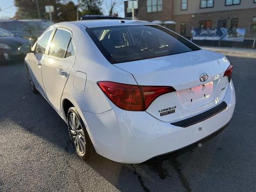 2018 Toyota Corolla XLE