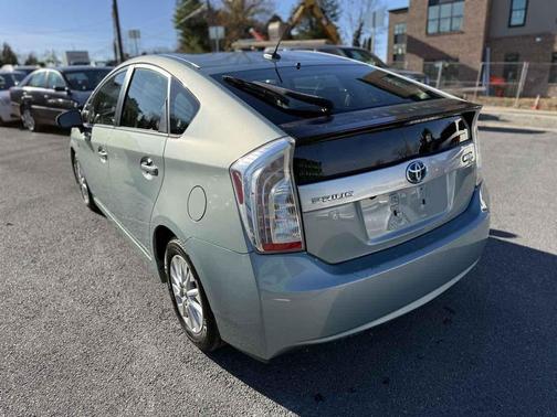 2013 Toyota Prius Plug-in Base