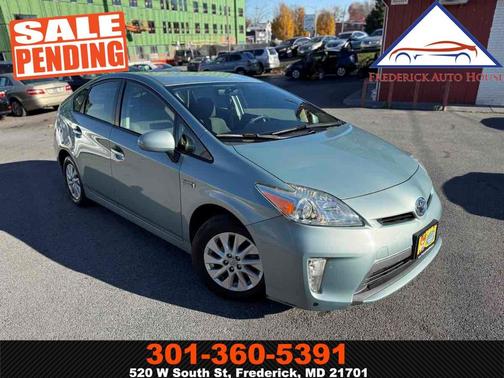 2013 Toyota Prius Plug-in Base