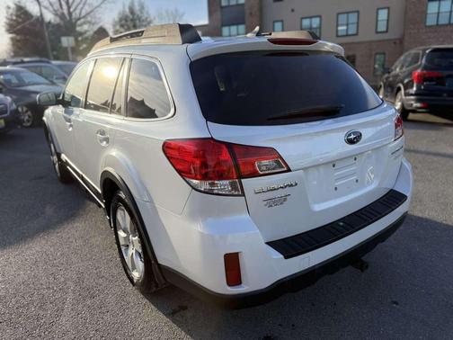 2012 Subaru Outback 2.5i Premium