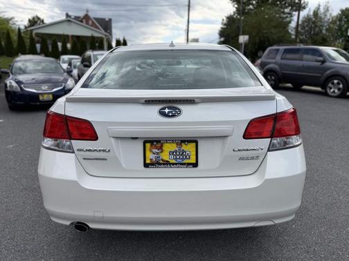 Satin White Pearl 2014 Subaru Legacy Sport