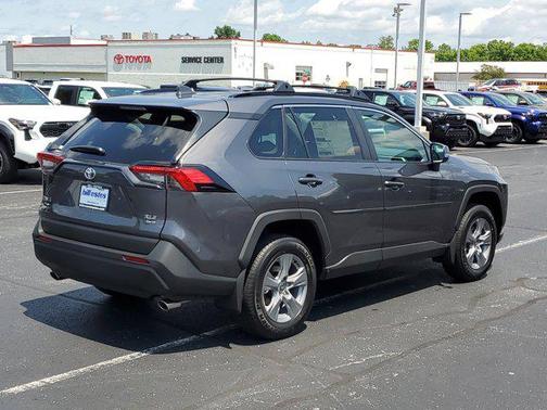 2025 Toyota RAV4 XLE