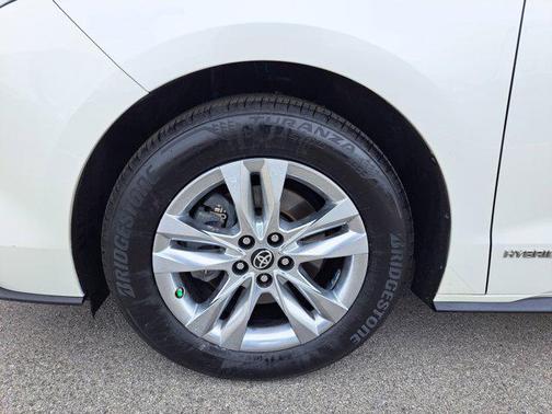 2021 Toyota Sienna Limited 7-Passenger