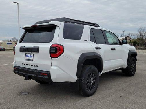 2025 Toyota 4Runner SR5