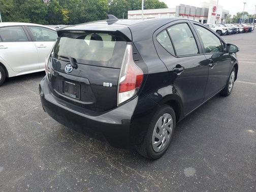 2016 Toyota Prius c Four