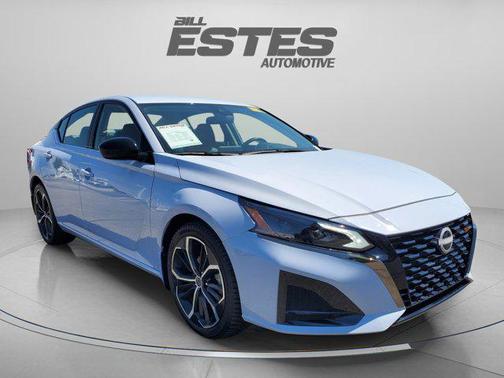 Gray Sky Pearl 2023 Nissan Altima SR FWD
