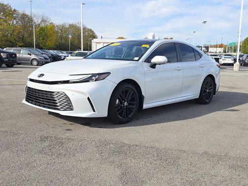 2025 Toyota Camry XLE