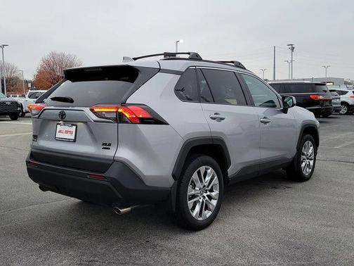 2025 Toyota RAV4 XLE Premium