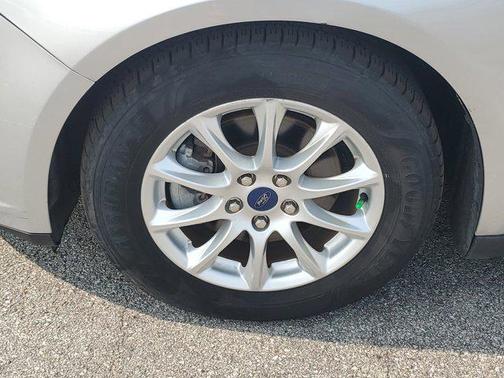 2016 Ford Fusion S
