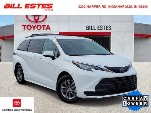 2023 Toyota Sienna LE