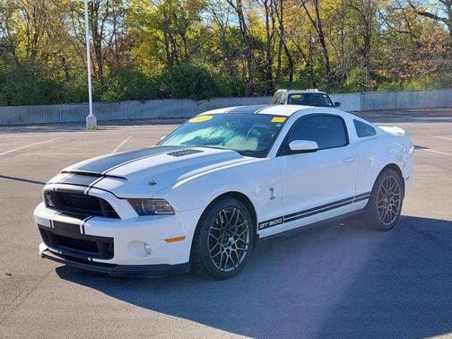 2013 Ford Shelby GT500 Base