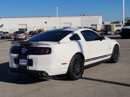 2013 Ford Shelby GT500 Base