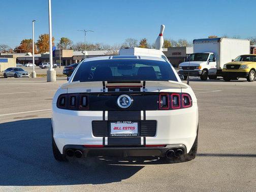 2013 Ford Shelby GT500 Base
