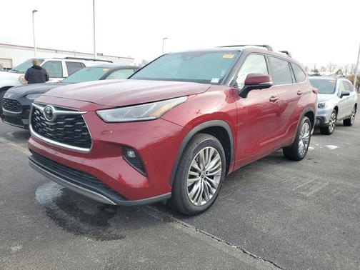 2023 Toyota Highlander Platinum